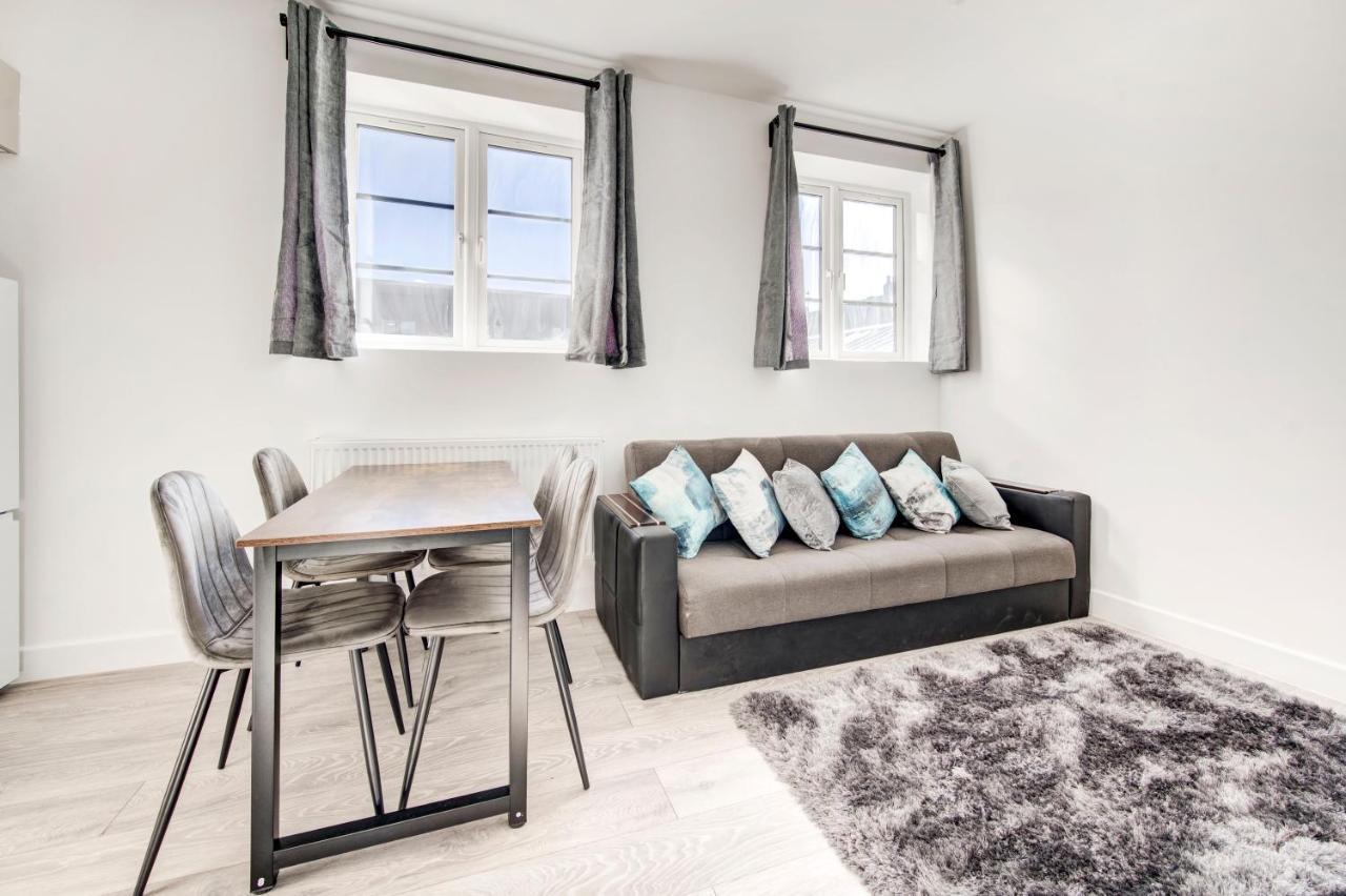 2 Bedroom Apartment With Large Rooms And Wi-Fi London Exterior photo